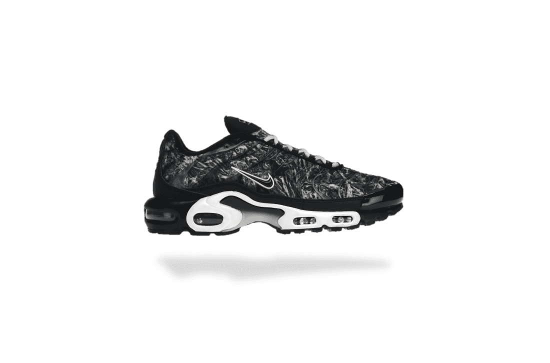 NIKE AIR MAX PLUS TN BLACK GRAPHIC DARK SMOKE GREY