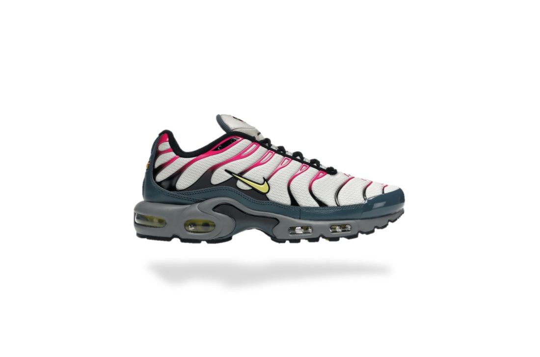 NIKE AIR MAX PLUS TN PINK TEA VOLT