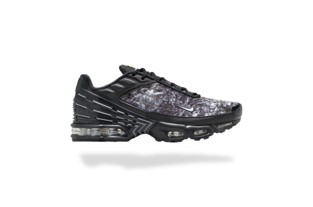 NIKE AIR MAX PLUS TN 3 BLACK GRAPHIC