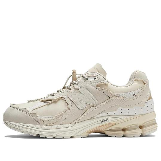 NEW BALANCE 2002R PROTECTION PACK SANDSTONE