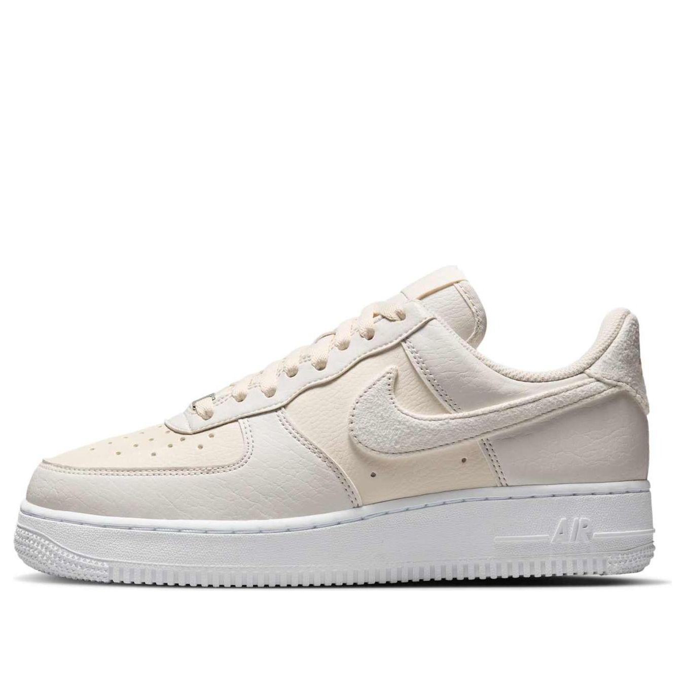 NIKE AIR FORCE 1 '07 NEXT NATURE COCONUT MILK