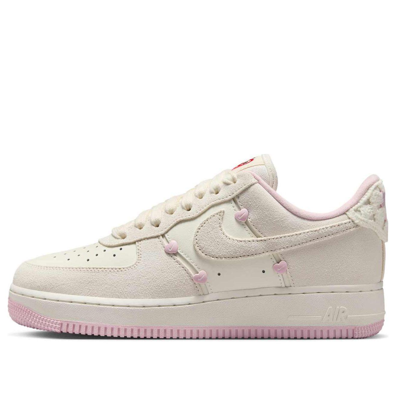 NIKE AIR FORCE 1 LOW VALENTINE'S DAY 2025